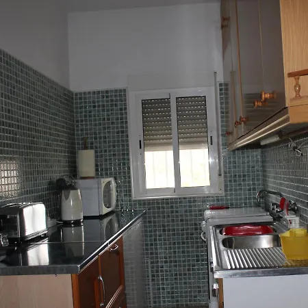 Rojo - An With Shared Pool & Hot Tub With Stunning Views In Appartement